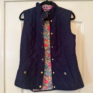 Lilly Pulitzer Navy Quilted Vest with Floral Lining Excellent Condition